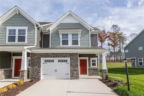 18600 Palisades Rdg, Moseley, VA 23120