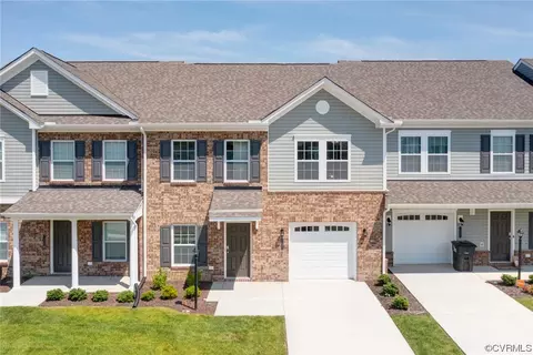 5200 Ellingshire Dr #51-4, Chester, VA 23831