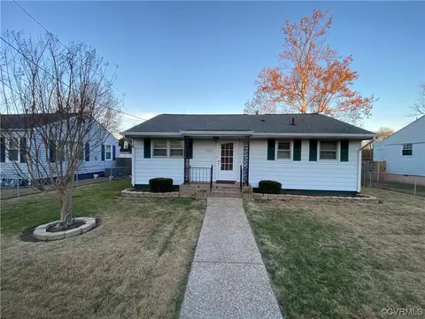 1305 Tabb Ave, Hopewell, VA 23860