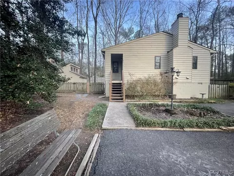 8500 Mcaden Pl, North Chesterfield, VA 23236