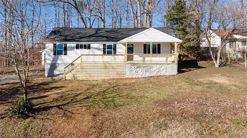 2005 Highland Dr, Powhatan, VA 23139