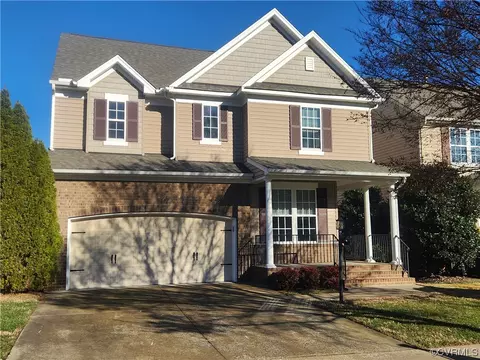 8717 Hollyhedge Ln, Mechanicsville, VA 23116