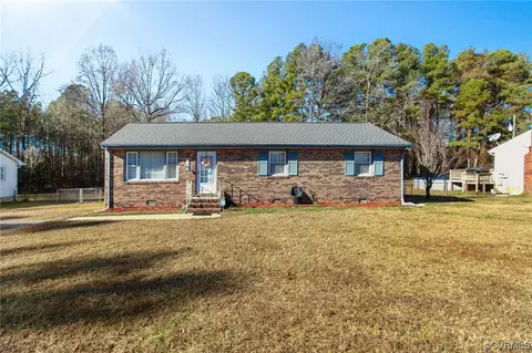 9310 Southwood Dr, North Dinwiddie, VA 23803