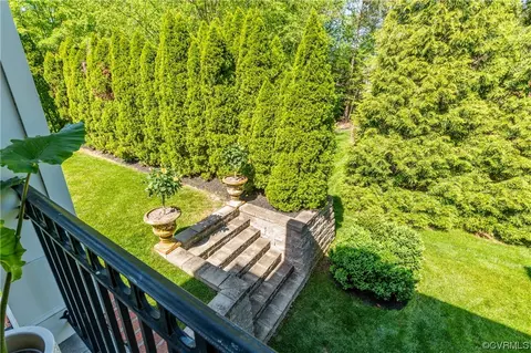 Exterior - 16107 Mabry Mill Dr, Midlothian, VA 23113 photo 11 of 13