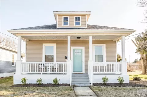 1701 Wakefield Ave, Colonial Heights, VA 23834