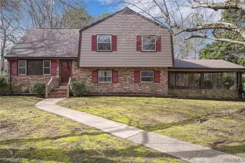 11901 Corianna Ln, Midlothian, VA 23113