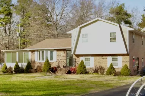 19016 Turkey Egg Rd, Dinwiddie, VA 23841
