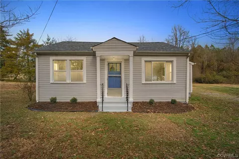 24808 River Rd, Petersburg, VA 23803