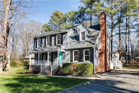 10164 Suzanne Dr, Mechanicsville, VA 23116