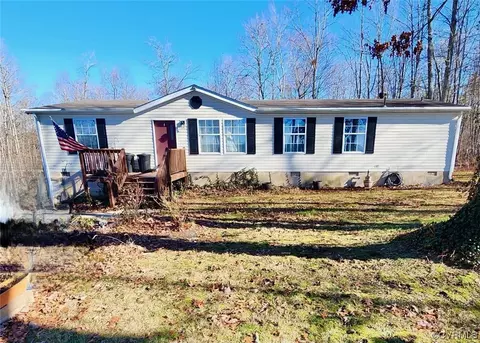 10718 W River Rd, Palmyra, VA 22963