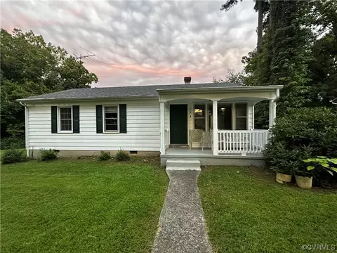 114 Center St, Kenbridge, VA 23944