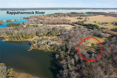 193 Parrotts Cove Rd, Water View, VA 23180
