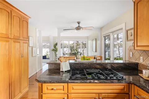5604 Promontory Pointe Rd, Midlothian, VA 23112 photo 14
