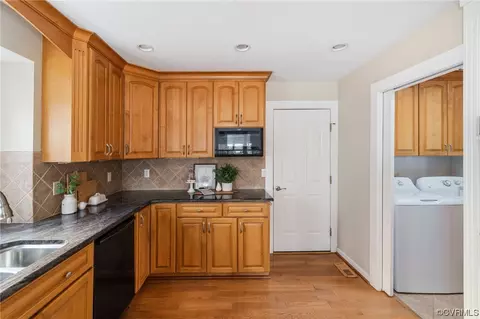 5604 Promontory Pointe Rd, Midlothian, VA 23112 photo 11