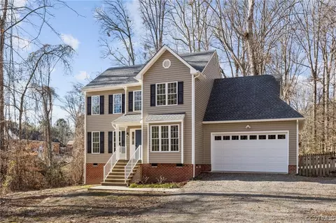 1426 Shadycrest Ln, North Chesterfield, VA 23225