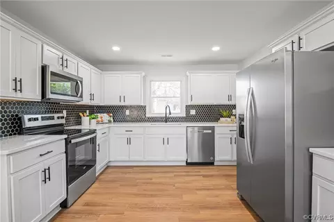 119 S Grove Ave, Henrico, VA 23075