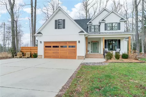 7097 Ware House Rd, Gloucester, VA 23061