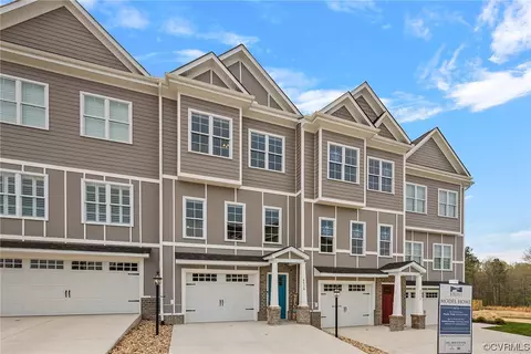 6428 Sanford Springs Cv, Midlothian, VA 23112