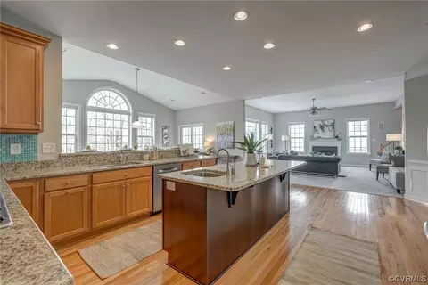 3900 Sherfield Ct, Midlothian, VA 23113 photo 14