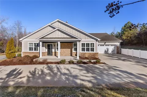 14822 Dogwood Villas Dr, Chesterfield, VA 23832