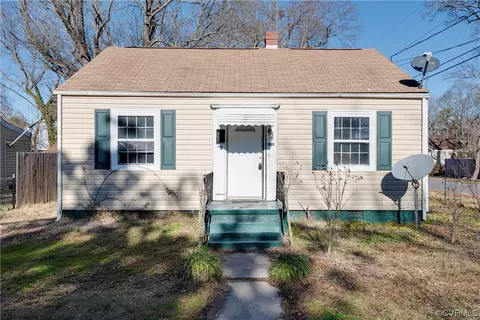 1069 8th St, Petersburg, VA 23803