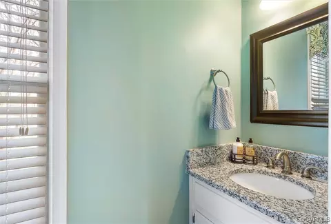 8218 Preakness Ct, Midlothian, VA 23112 photo 16