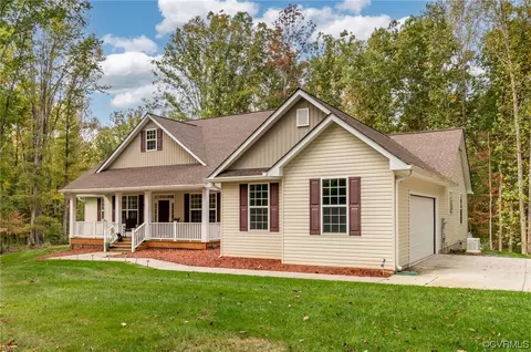 1602 Blakely Rd, Crozier, VA 23039