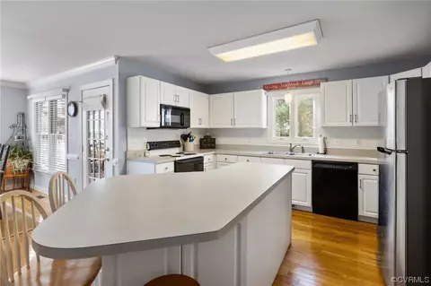 1619 Logwood Cir, Henrico, VA 23238