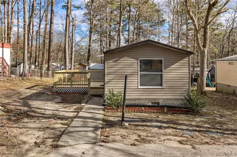 17009 Lansmill Dr, South Chesterfield, VA 23834