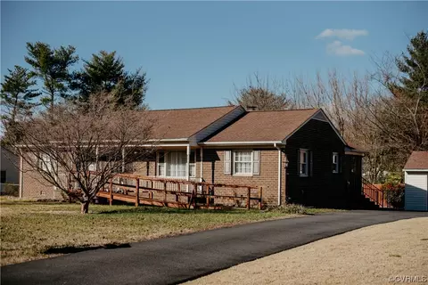 7002 Haystack Dr, Mechanicsville, VA 23111