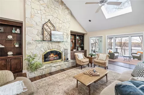 5602 Promontory Pointe Rd, Midlothian, VA 23112 photo 6