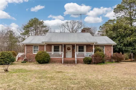 2835 Lake Rd, Lottsburg, VA 22511