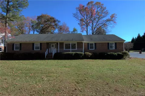 8389 Quailfield Rd, Mechanicsville, VA 23116