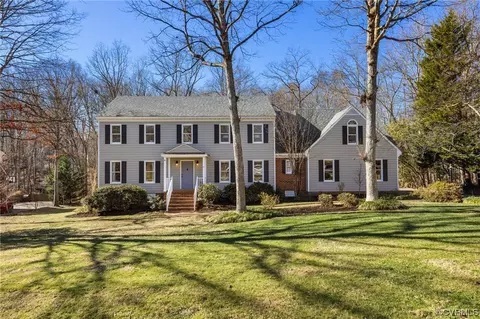 2210 Normandstone Dr, Midlothian, VA 23113