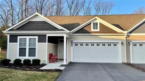 6168 Magnolia Cove Ct, Chester, VA 23831