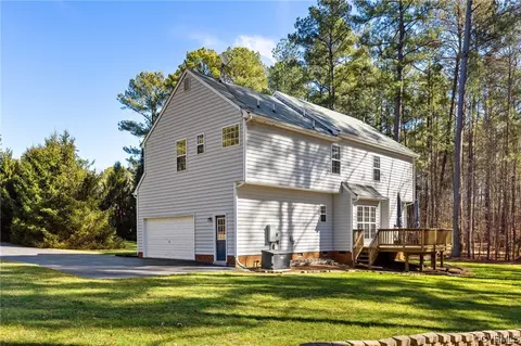 Exterior - 2777 Checketts Dr, Sandy Hook, VA 23153 photo 6 of 10