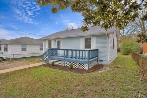 2412 Raleigh St, Hopewell, VA 23860