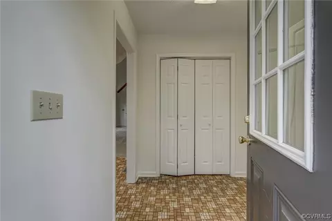 8978 Twin Rivers Ln, Gloucester, VA 23061 photo 5