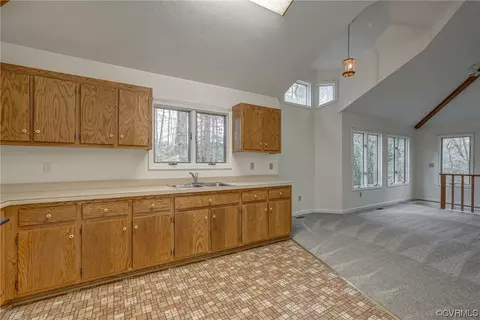 8978 Twin Rivers Ln, Gloucester, VA 23061 photo 7