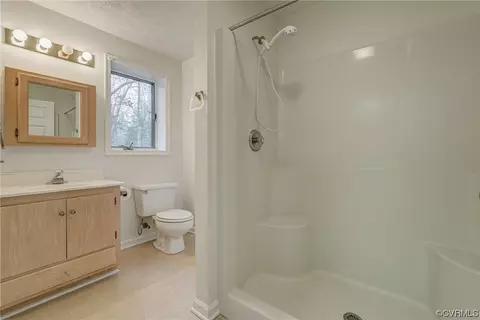 8978 Twin Rivers Ln, Gloucester, VA 23061 photo 26
