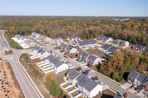 5206 Ellingshire Dr #50-4, Chester, VA 23831