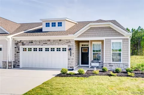 10236 Burroughs Town Ln, Glen Allen, VA 23059