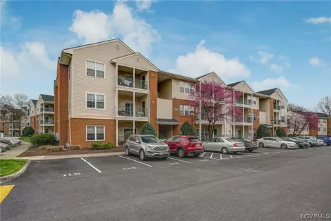 810 Brassie Ln #J, Glen Allen, VA 23059