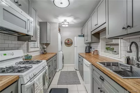 11635 E Briar Patch Dr #11635, Midlothian, VA 23113 photo 6