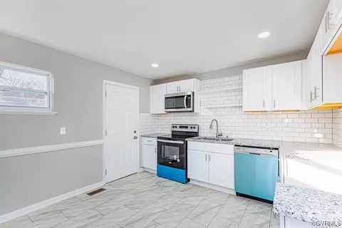 1515 Willis St, Richmond, VA 23224 photo 9