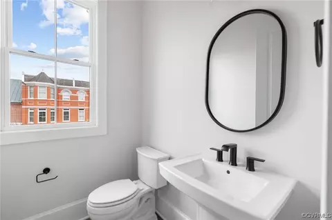 9 E Main St, Richmond, VA 23219 photo 19