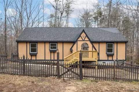 260 Cub Creek Rd, Bumpass, VA 23024