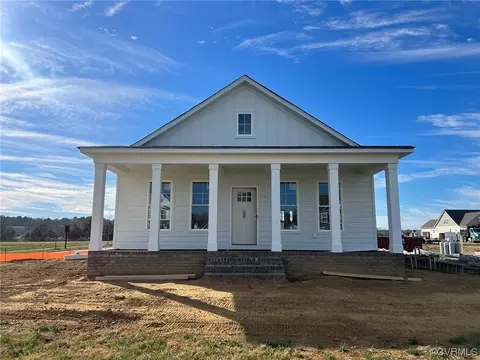 101 Hopeton Aly, Ashland, VA 23005