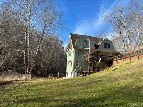 512 Walters Run Rd, West Union, WV 26456
