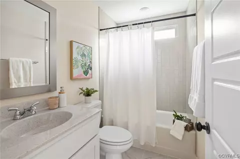 Bath - 3907 Beechmont Rd, Richmond, VA 23235 photo 5 of 6